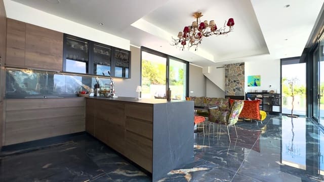 6 slaapkamer Villa te koop in Las Colinas Golf, Orihuela met zwembad garage - € 2.350.000 (Ref: 10142816)