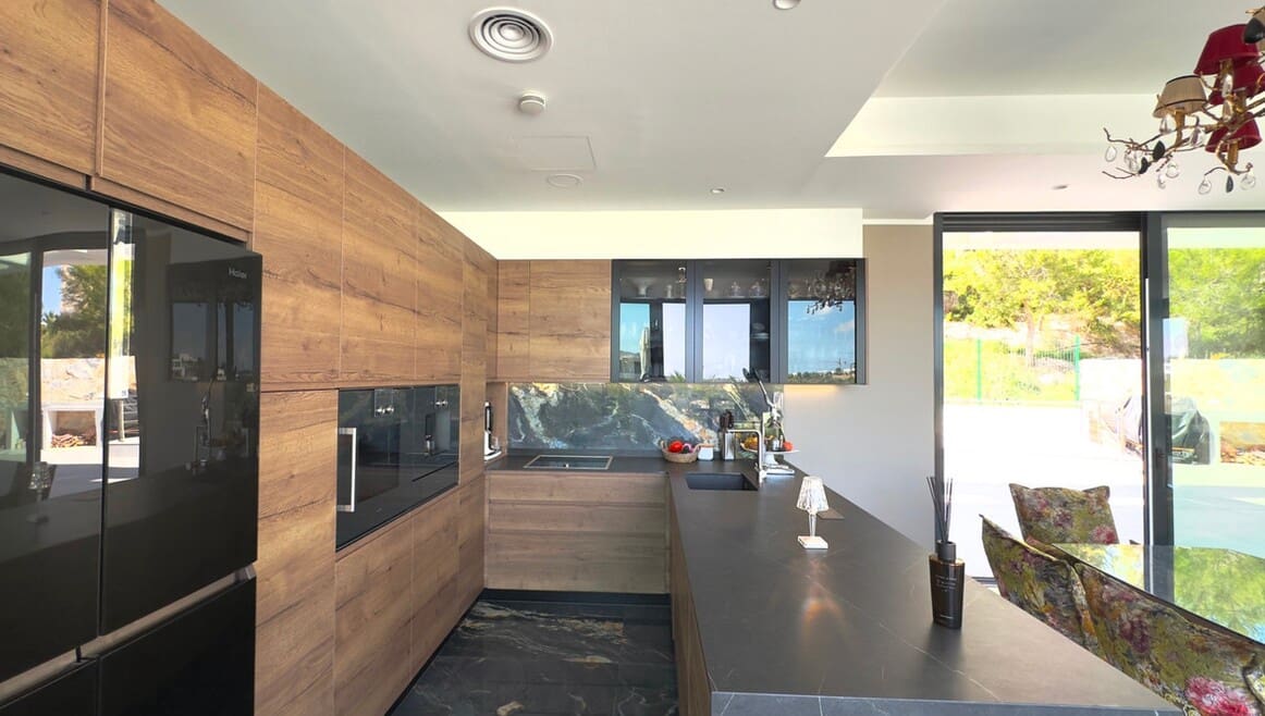 6 slaapkamer Villa te koop in Las Colinas Golf met zwembad garage - € 2.350.000 (Ref: 10142816)