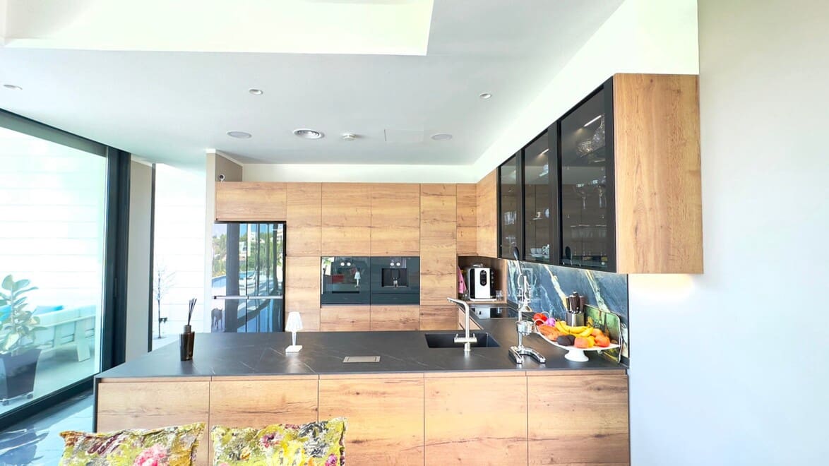 6 slaapkamer Villa te koop in Las Colinas Golf met zwembad garage - € 2.350.000 (Ref: 10142816)