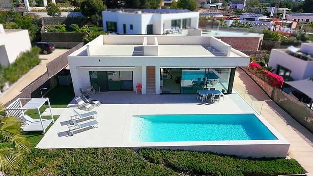 3 soverom Villa til salgs i Las Colinas Golf, Orihuela med svømmebasseng garasje - € 950 000 (Ref: 10142817)