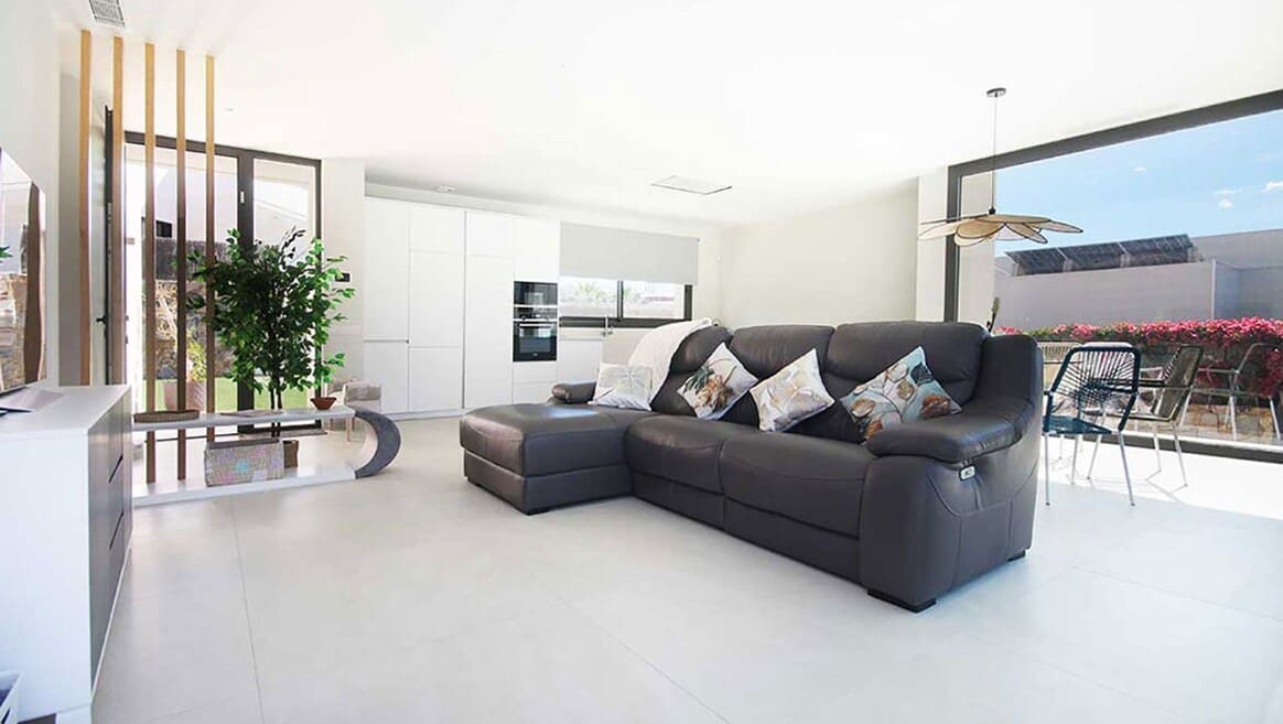 3 soverom Villa til salgs i Las Colinas Golf med svømmebasseng garasje - € 950 000 (Ref: 10142817)