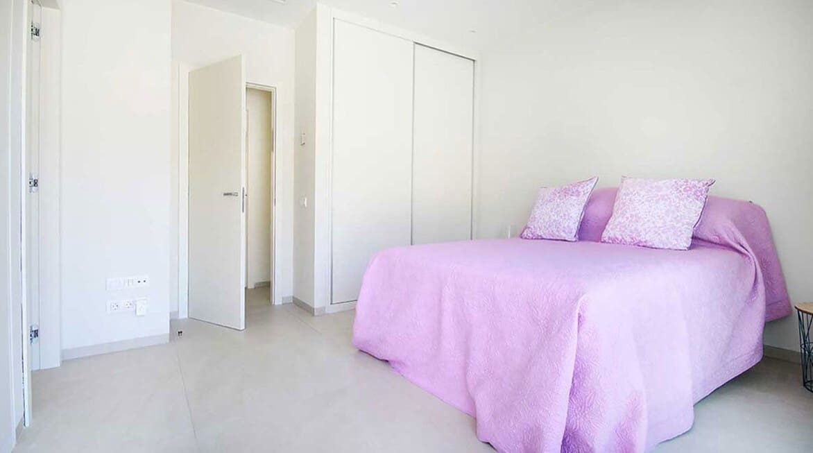 3 soverom Villa til salgs i Las Colinas Golf med svømmebasseng garasje - € 950 000 (Ref: 10142817)