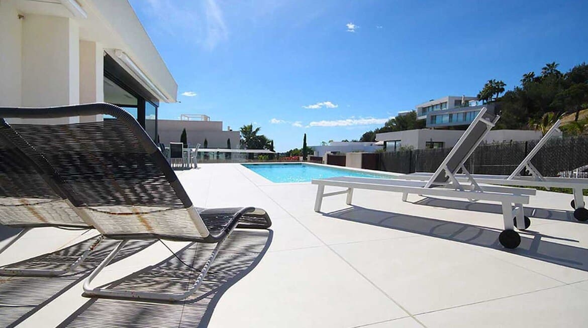 3 soverom Villa til salgs i Las Colinas Golf med svømmebasseng garasje - € 950 000 (Ref: 10142817)