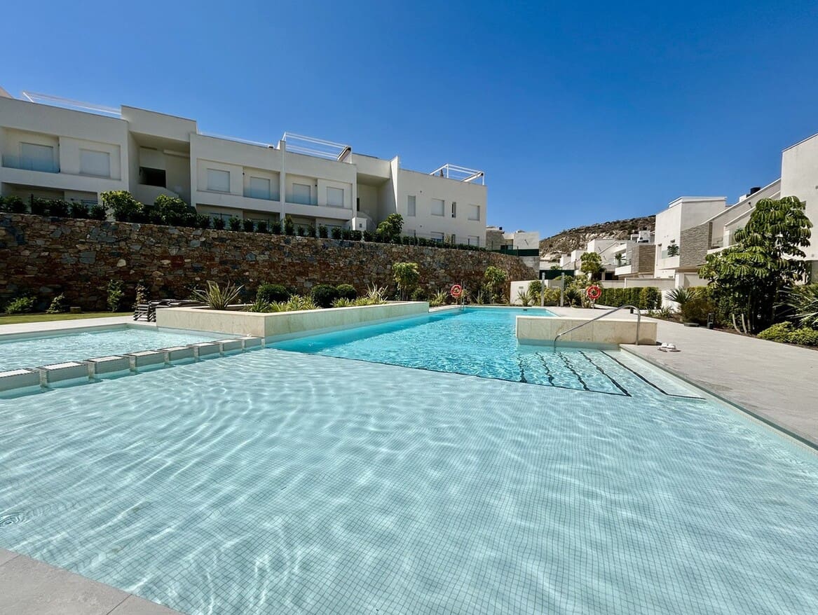 Apartamento de 3 habitaciones en Algorfa en venta con piscina garaje - 360.000 € (Ref: 10142819)