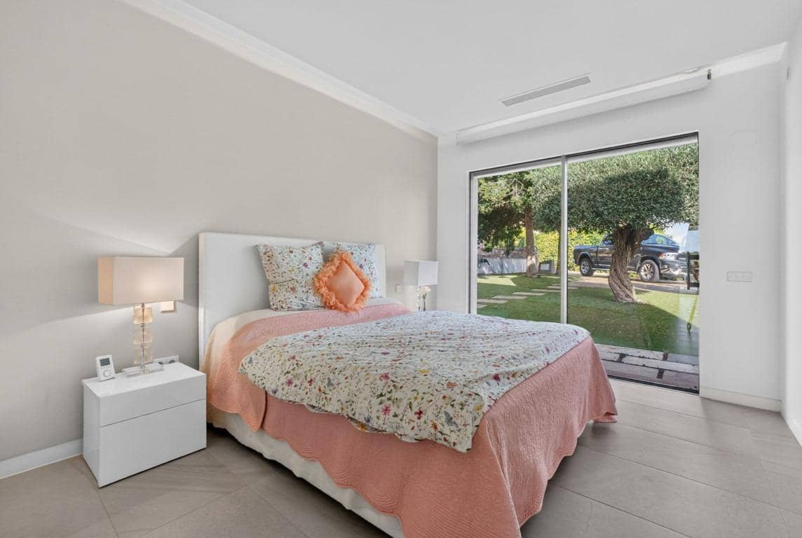 4 soverom Villa til salgs i Orihuela Costa med svømmebasseng - € 1 650 000 (Ref: 10142825)
