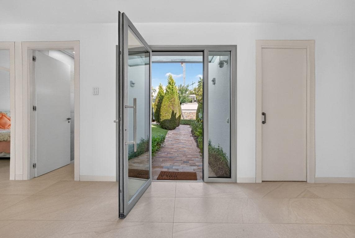 4 soverom Villa til salgs i Orihuela Costa med svømmebasseng - € 1 650 000 (Ref: 10142825)