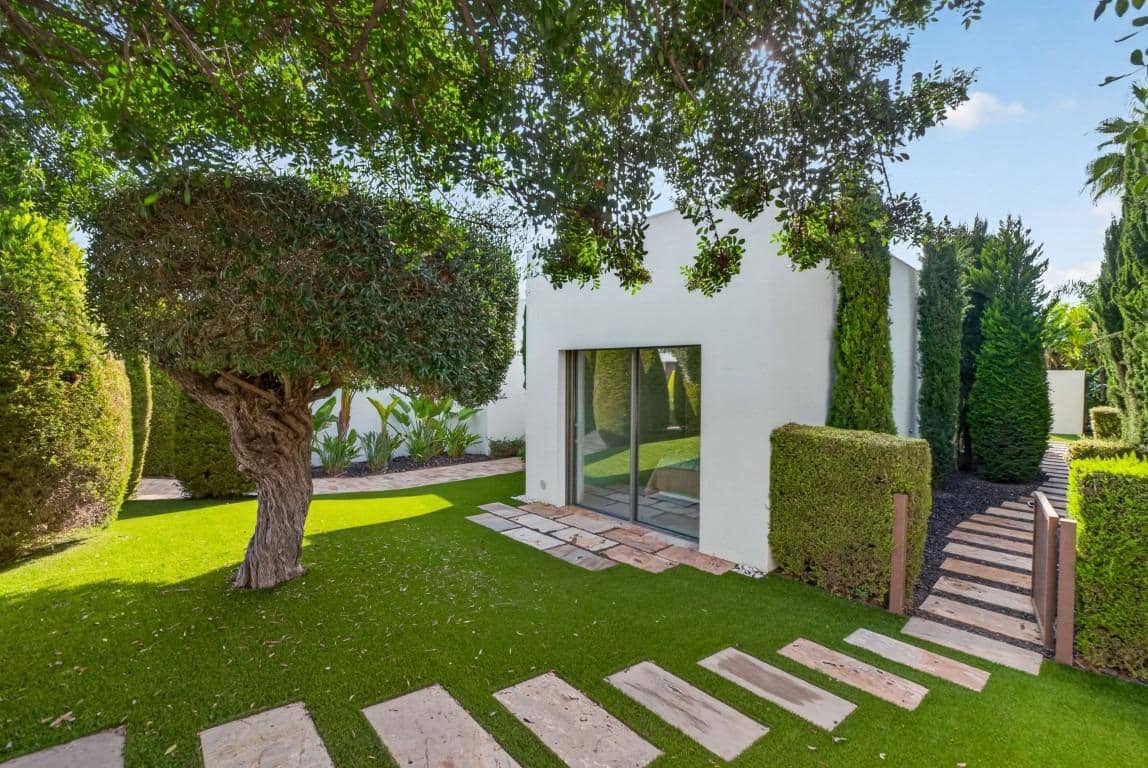 4 soverom Villa til salgs i Orihuela Costa med svømmebasseng - € 1 650 000 (Ref: 10142825)