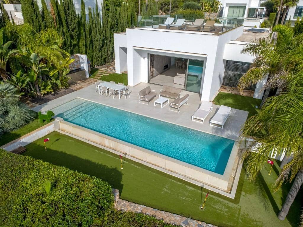 4 soverom Villa til salgs i Orihuela Costa med svømmebasseng - € 1 650 000 (Ref: 10142825)