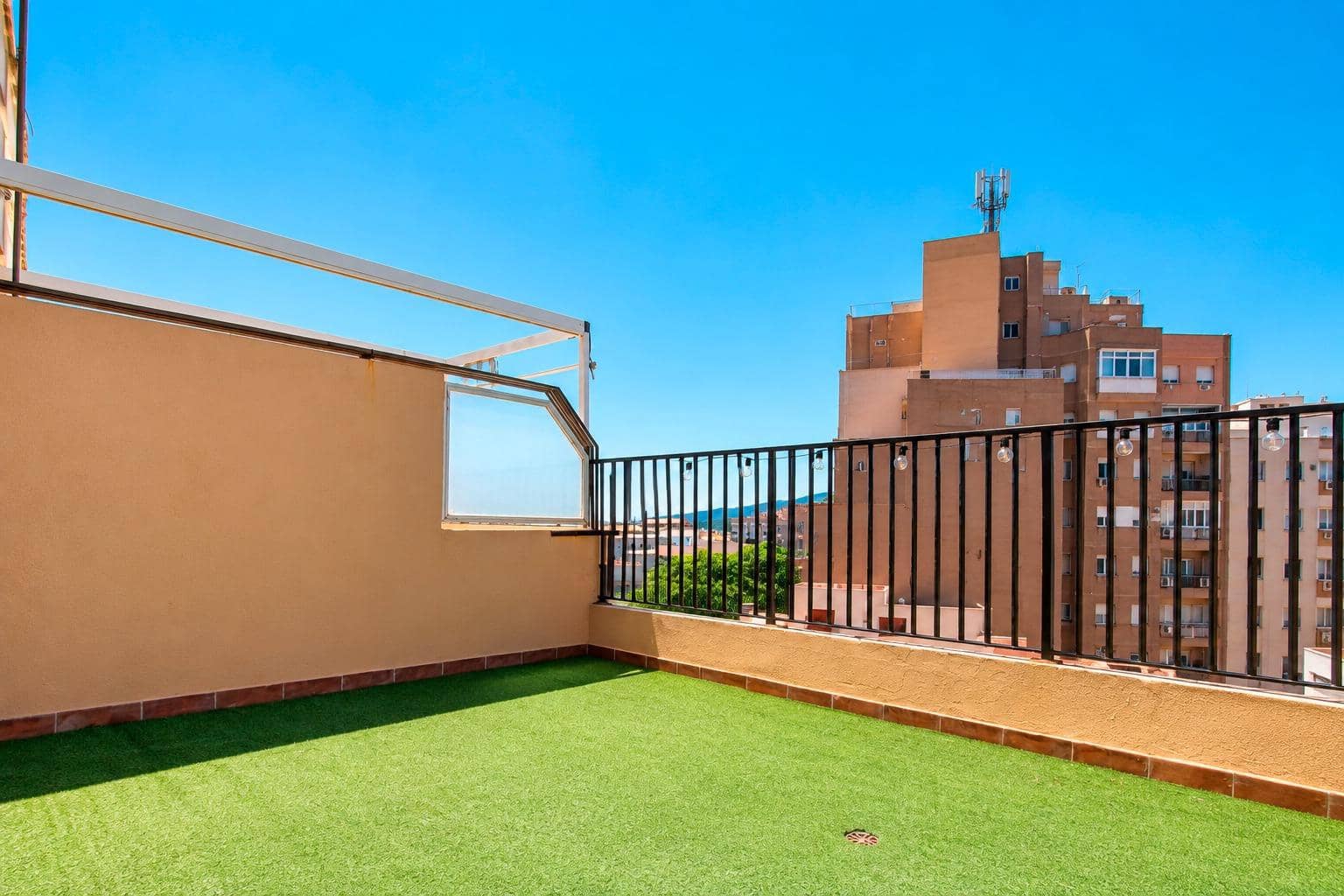 5 soveværelse Penthouse til salg i Palma de Mallorca med garage - € 690.000 (Ref: 10142873)