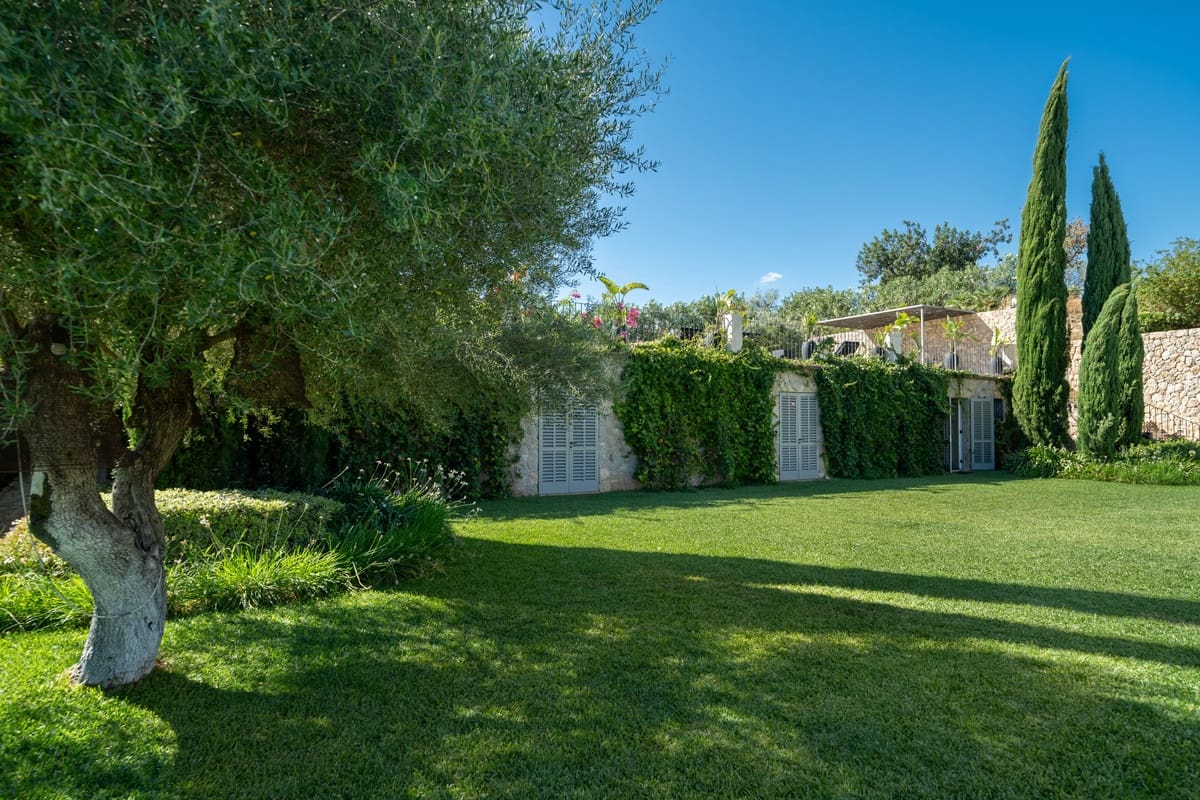 5 soveværelse Villa til salg i Santa Maria del Cami med swimmingpool garage - € 11.500.000 (Ref: 10142876)