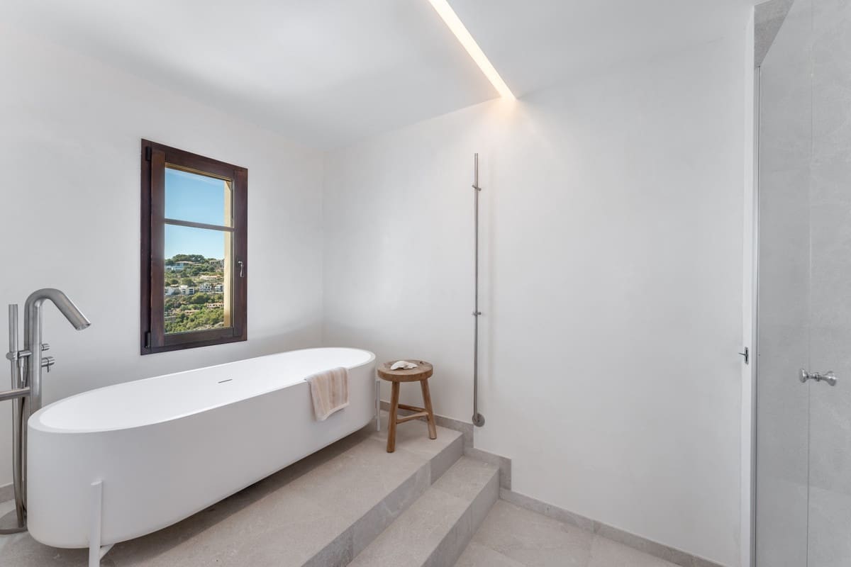 4 soveværelse Villa til salg i Andratx med swimmingpool garage - € 11.650.000 (Ref: 10142926)