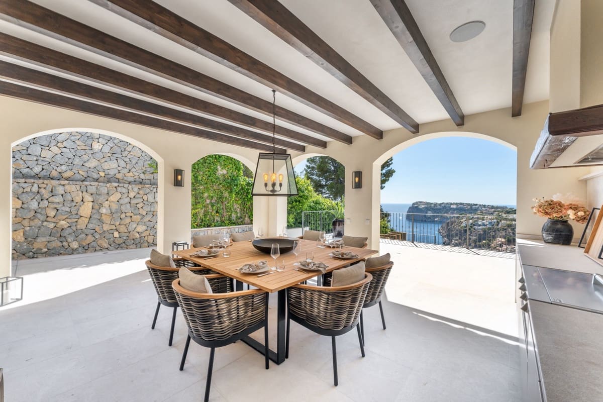 4 soveværelse Villa til salg i Andratx med swimmingpool garage - € 11.650.000 (Ref: 10142926)