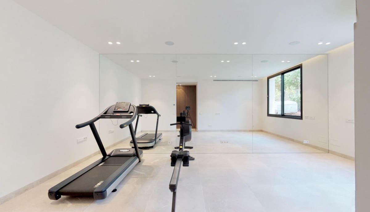 Chalet de 6 habitaciones en Calvià en venta con piscina garaje - 6.450.000 € (Ref: 10142931)