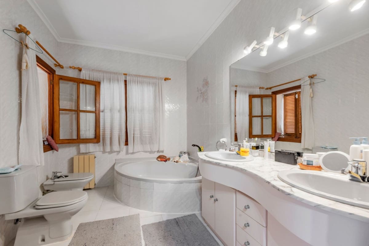 4 Zimmer Villa zu verkaufen in Calvia mit Pool Garage - 3.800.000 € (Ref: 10142948)