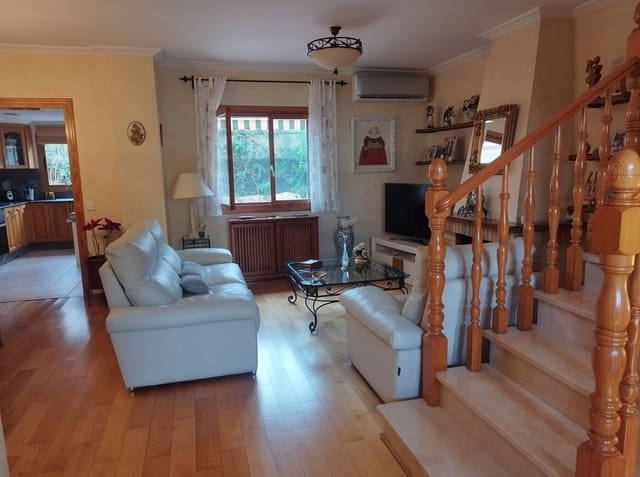 5 soveværelse Byhus til salg i Zona Portuaria, Palma de Mallorca med garage - € 720.000 (Ref: 10142957)
