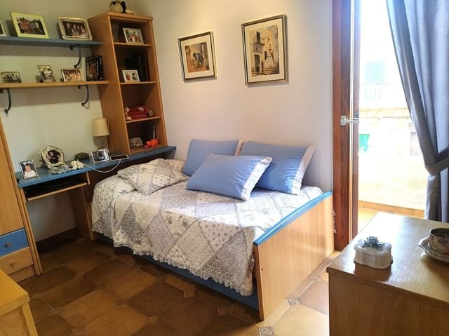 5 soveværelse Byhus til salg i Zona Portuaria, Palma de Mallorca med garage - € 720.000 (Ref: 10142957)