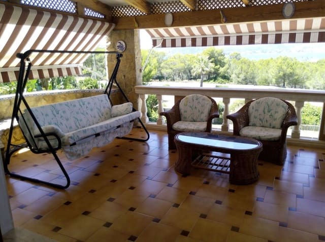 Chalet de 5 habitaciones en Calvià Pueblo, Calvià en venta con piscina garaje - 2.650.000 € (Ref: 10142964)