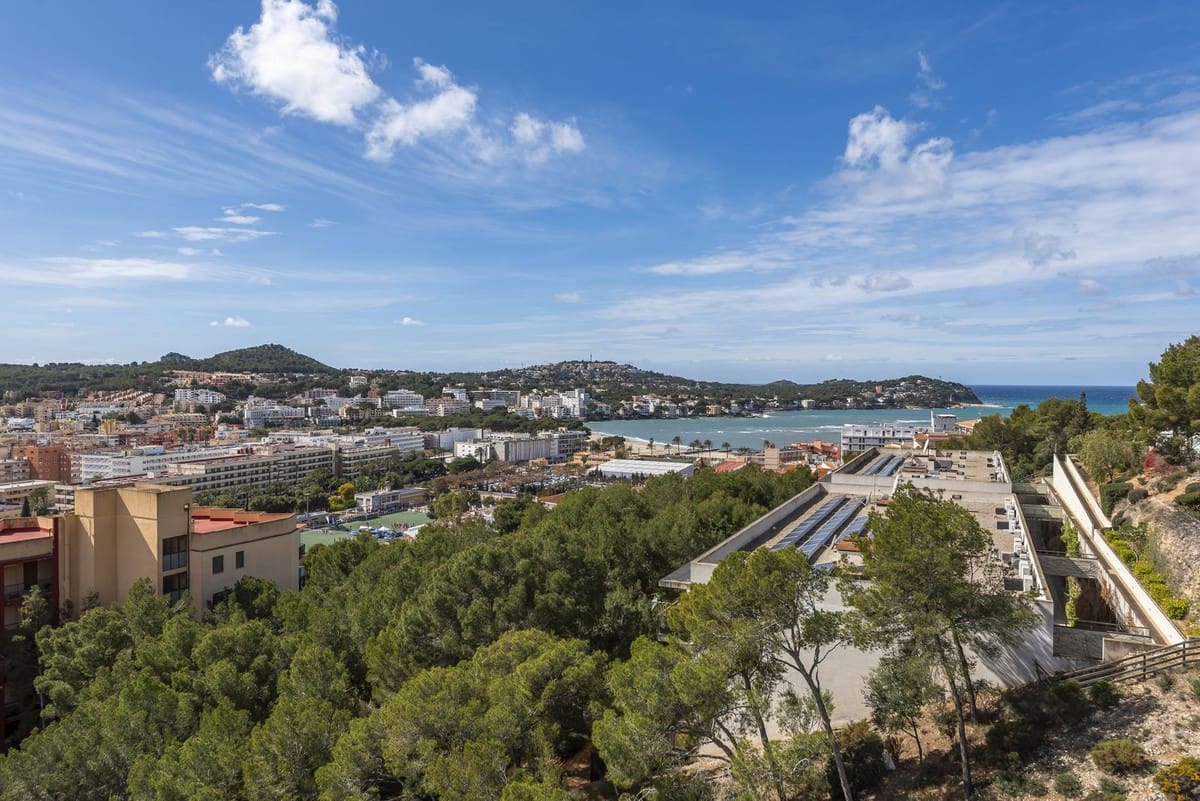 4 sypialnia Apartament na sprzedaż w Calvia z basenem garażem - 2 820 000 € (Ref: 10142965)