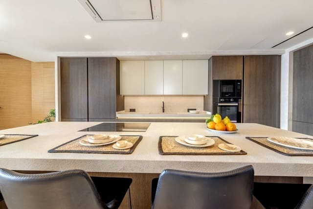 4 Zimmer Apartment zu verkaufen in Calvià Pueblo, Calvià mit Pool Garage - 2.820.000 € (Ref: 10142965)