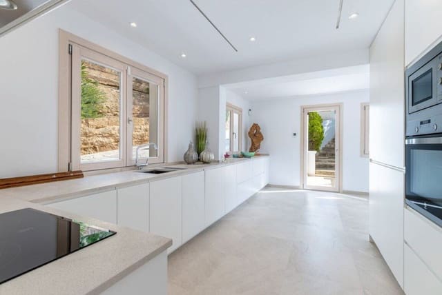Chalet de 5 habitaciones en Zona Portuaria, Palma de Mallorca en venta con piscina garaje - 3.970.000 € (Ref: 10142967)