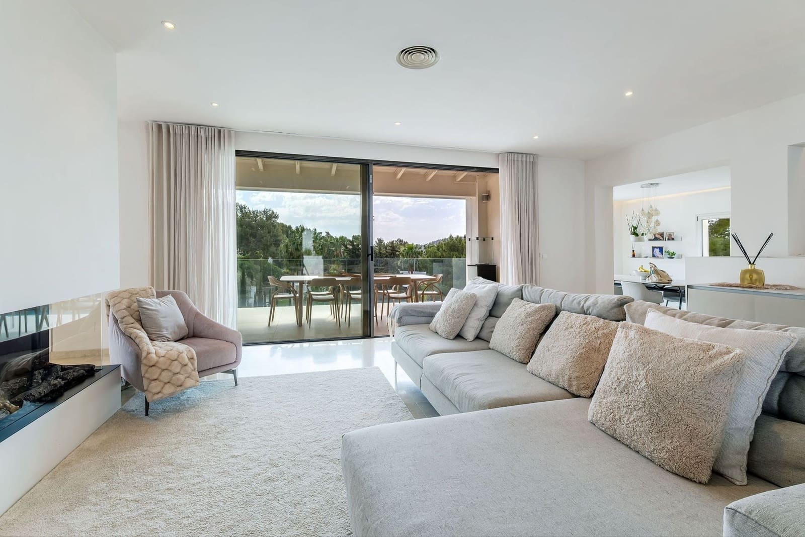 5 soverom Villa til salgs i Calvia med svømmebasseng garasje - € 3 850 000 (Ref: 10142973)