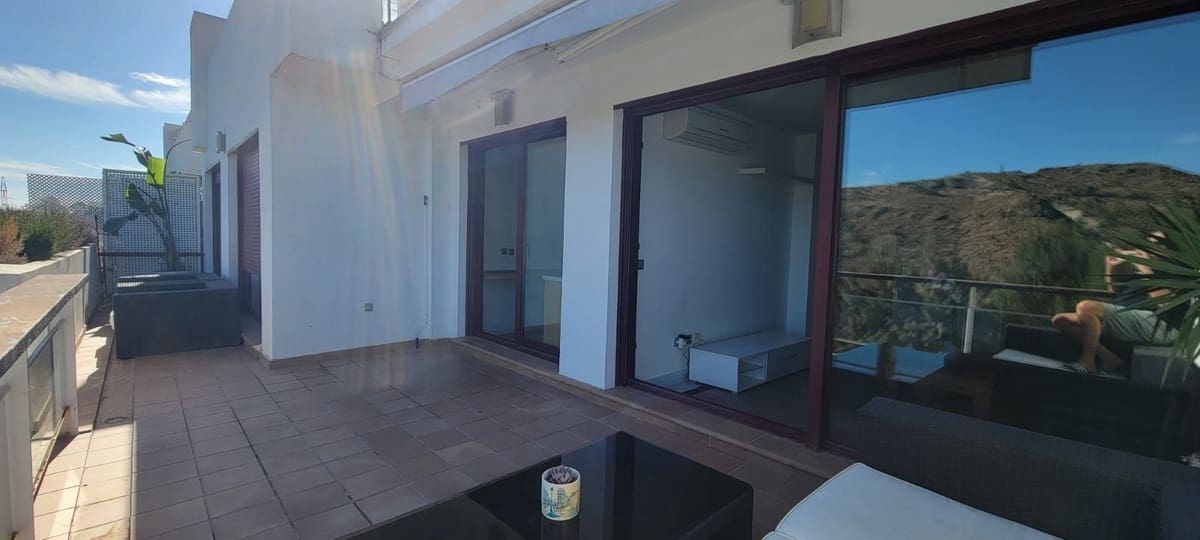 2 sovrum Lägenhet till salu i Benahavis med pool garage - 290 000 € (Ref: 10142984)