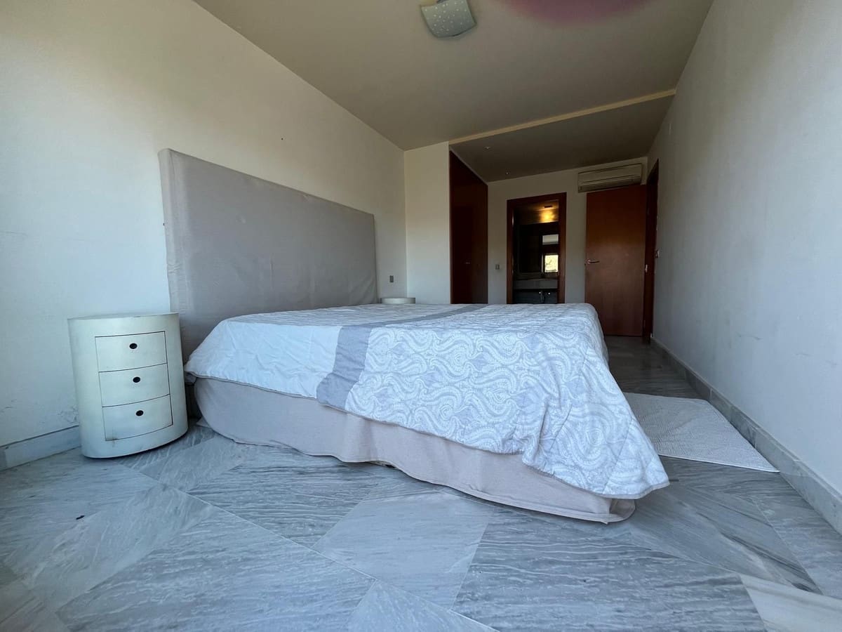 2 sovrum Lägenhet till salu i Benahavis med pool garage - 290 000 € (Ref: 10142984)