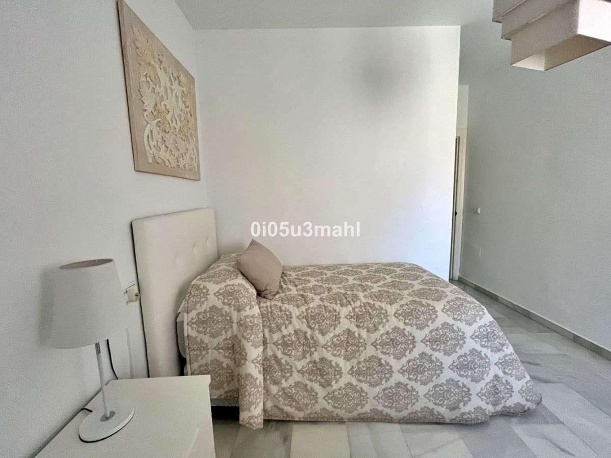 Apartamento de 3 habitaciones en El Ejido en venta - 353.500 € (Ref: 10142986)