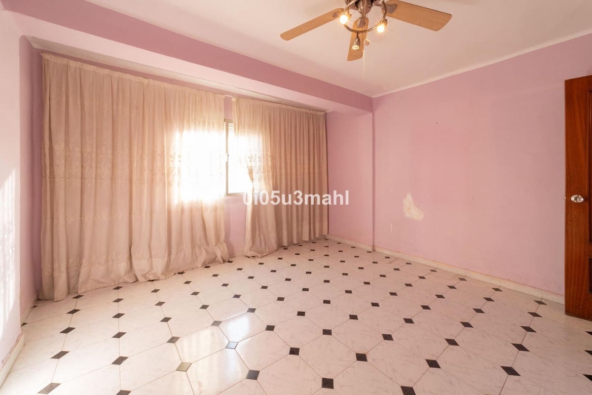Apartamento de 2 habitaciones en Málaga ciudad en venta - 231.000 € (Ref: 10142987)