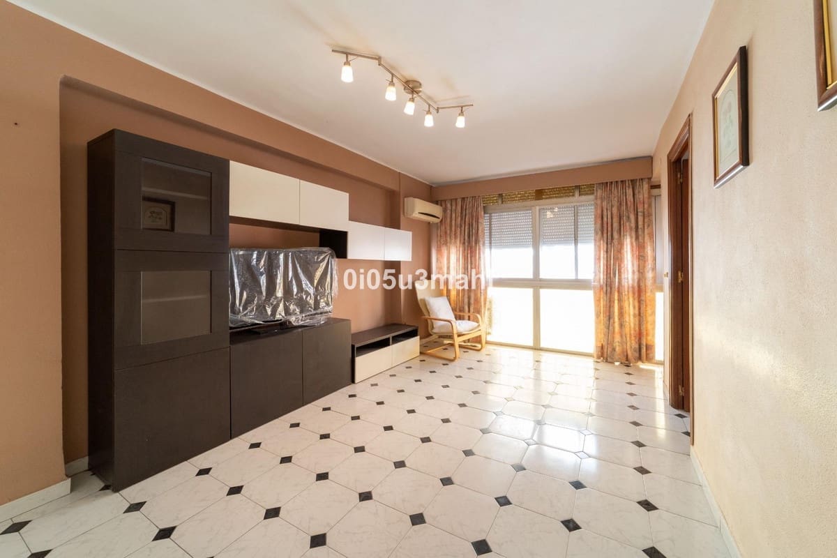 Apartamento de 2 habitaciones en Málaga ciudad en venta - 231.000 € (Ref: 10142987)