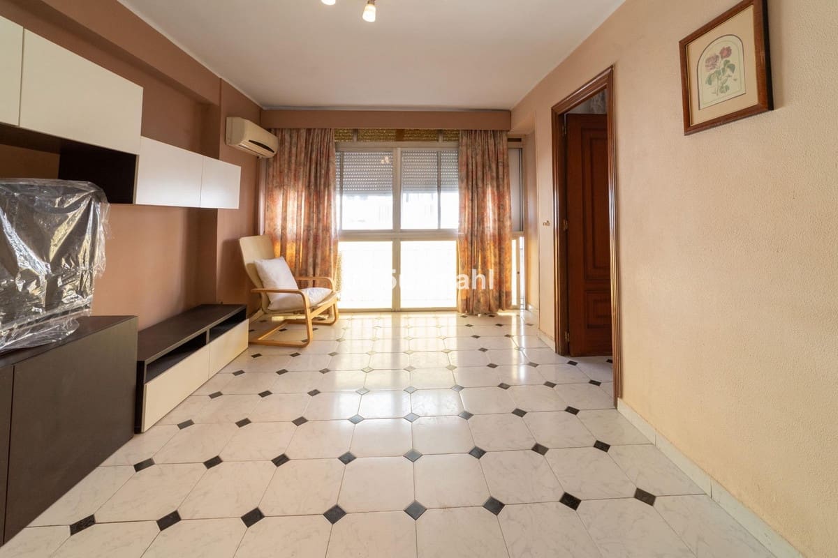 Apartamento de 2 habitaciones en Málaga ciudad en venta - 231.000 € (Ref: 10142987)