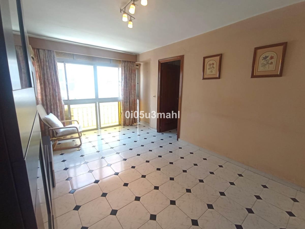 Apartamento de 2 habitaciones en Málaga ciudad en venta - 231.000 € (Ref: 10142987)