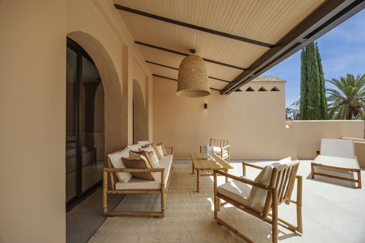 3 Zimmer Apartment zu verkaufen in Atalaya-Isdabe mit Pool Garage - 949.000 € (Ref: 10142991)