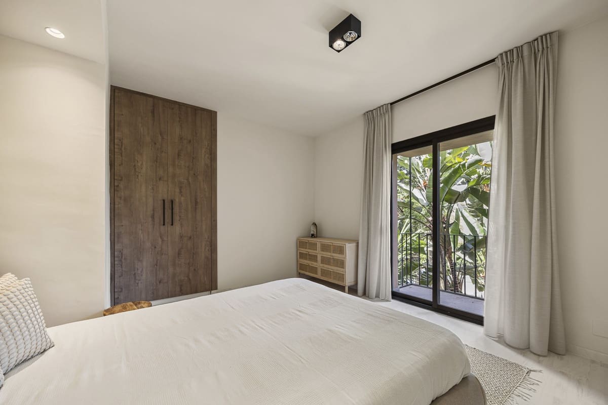 3 Zimmer Apartment zu verkaufen in Atalaya-Isdabe mit Pool Garage - 949.000 € (Ref: 10142991)