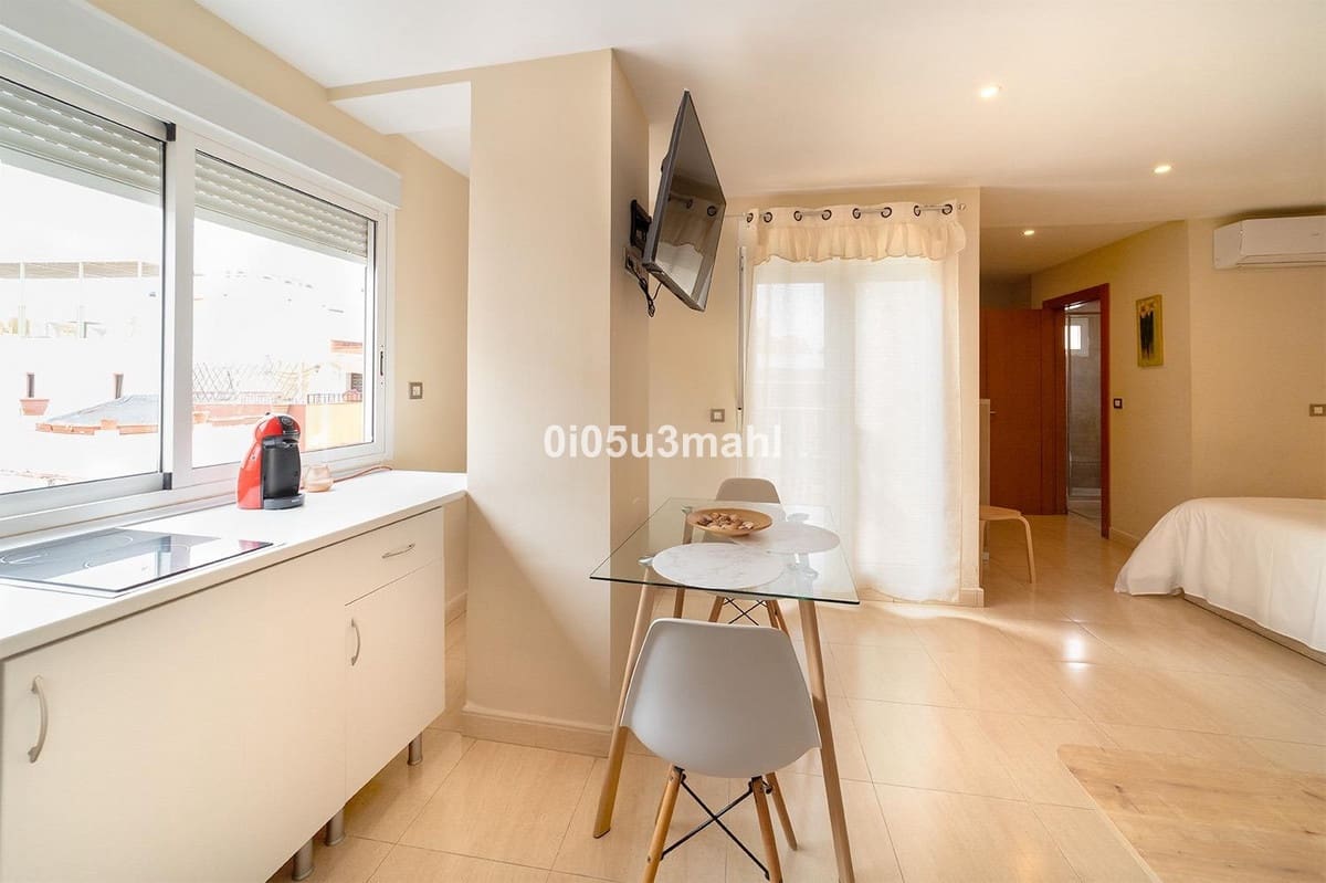 5 soveværelse Byhus til salg i Malaga by - € 990.000 (Ref: 10143009)