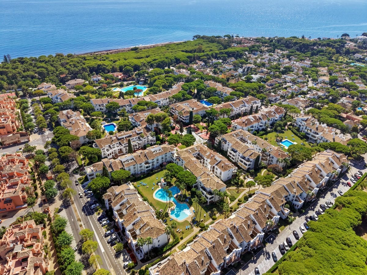 3 Zimmer Apartment zu verkaufen in Atalaya-Isdabe mit Pool - 1.550.000 € (Ref: 10143017)