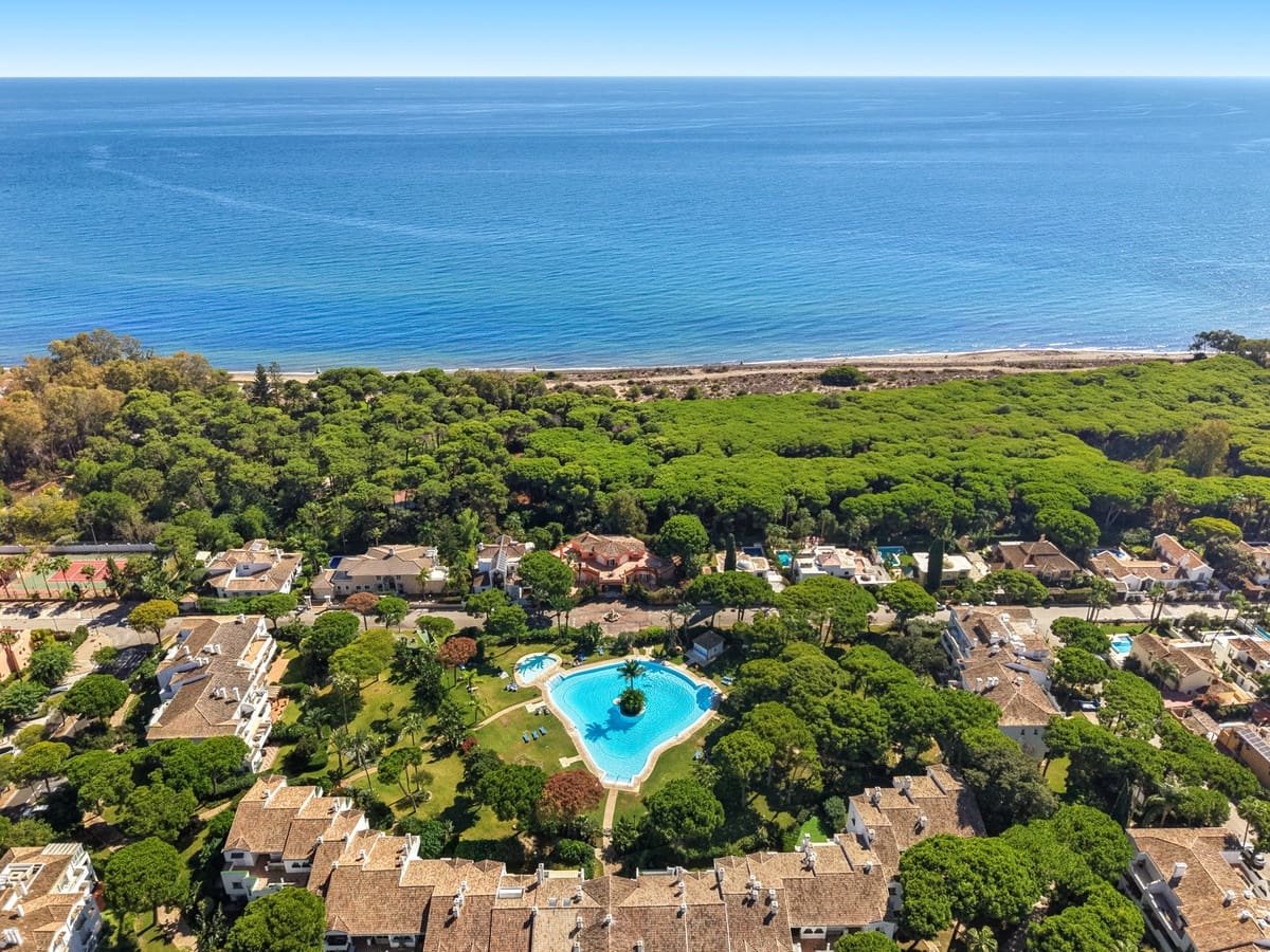 3 Zimmer Apartment zu verkaufen in Atalaya-Isdabe mit Pool - 1.550.000 € (Ref: 10143017)