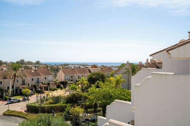 3 soverom Hus til salgs i El Paraiso, Estepona med svømmebasseng garasje - € 749 000 (Ref: 10143018)