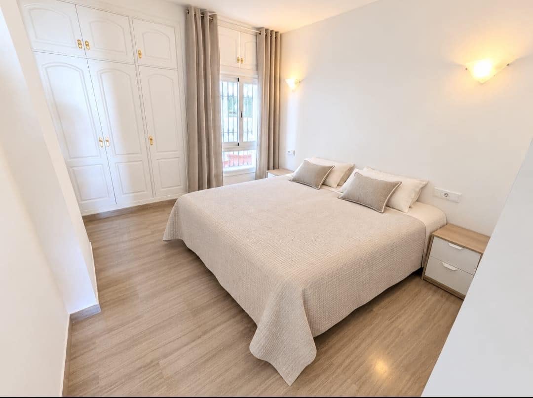 2 makuuhuone Huoneisto myytävänä paikassa Benalmadena mukana uima-altaan 
autotalli - 850 000 € (Ref: 10143040)
