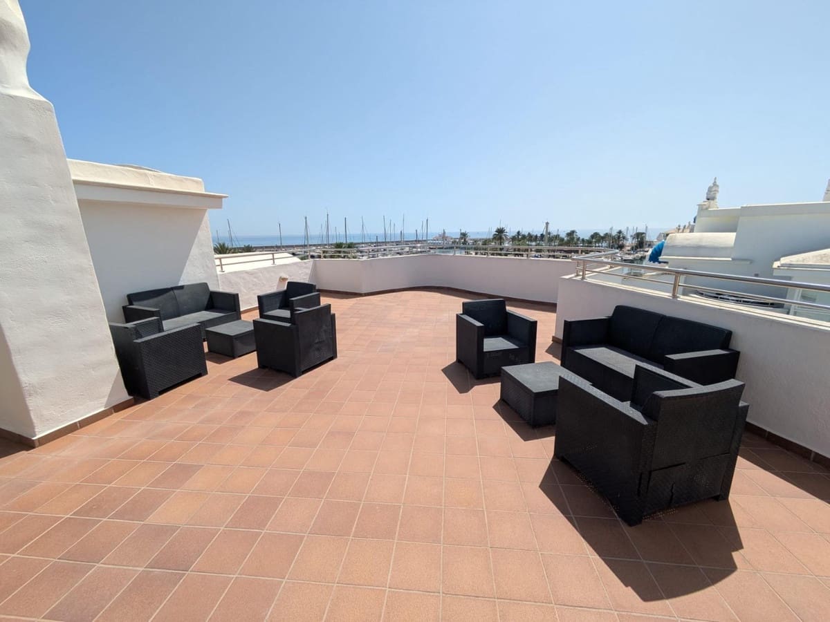 2 makuuhuone Huoneisto myytävänä paikassa Benalmadena mukana uima-altaan 
autotalli - 850 000 € (Ref: 10143040)