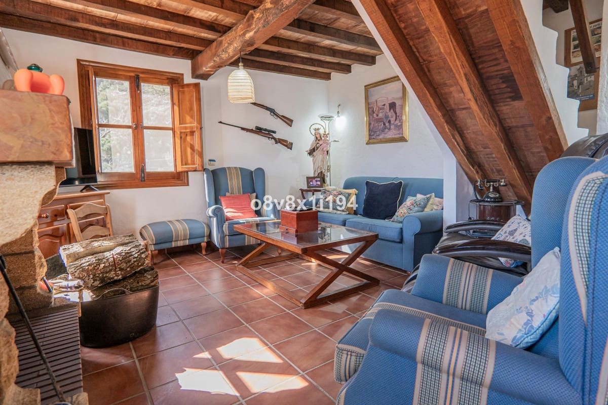 5 bedroom Finca/Country House for sale in Jubrique with pool - € 995,000 (Ref: 10143054)
