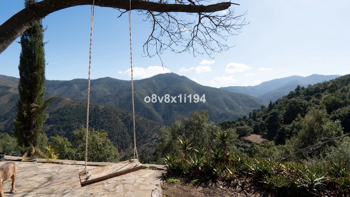 5 bedroom Finca/Country House for sale in Jubrique with pool - € 995,000 (Ref: 10143054)