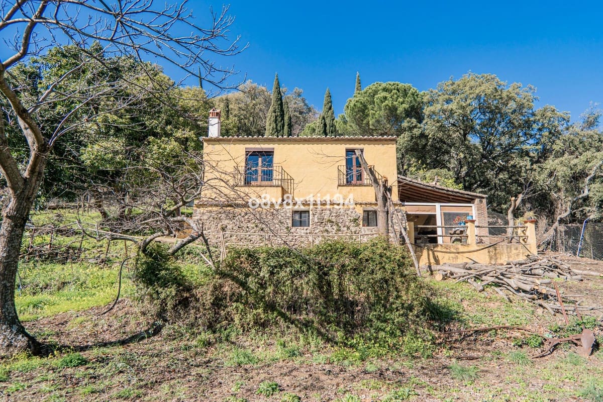 5 bedroom Finca/Country House for sale in Jubrique with pool - € 995,000 (Ref: 10143054)