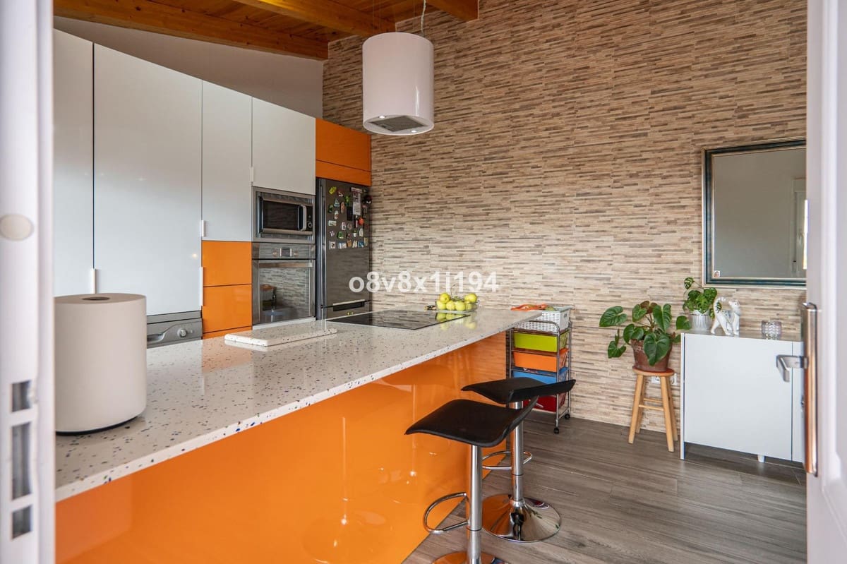 5 Zimmer Villa zu verkaufen in Macharaviaya - 285.000 € (Ref: 10143055)