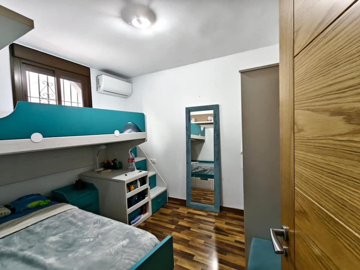 4 quarto Apartamento para venda em Riviera del Sol com piscina garagem - 385 000 € (Ref: 10143079)