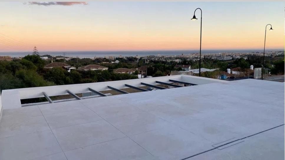 4 chambre Villa/Maison à vendre à Mijas avec piscine garage - 999 000 € (Ref: 10143088)