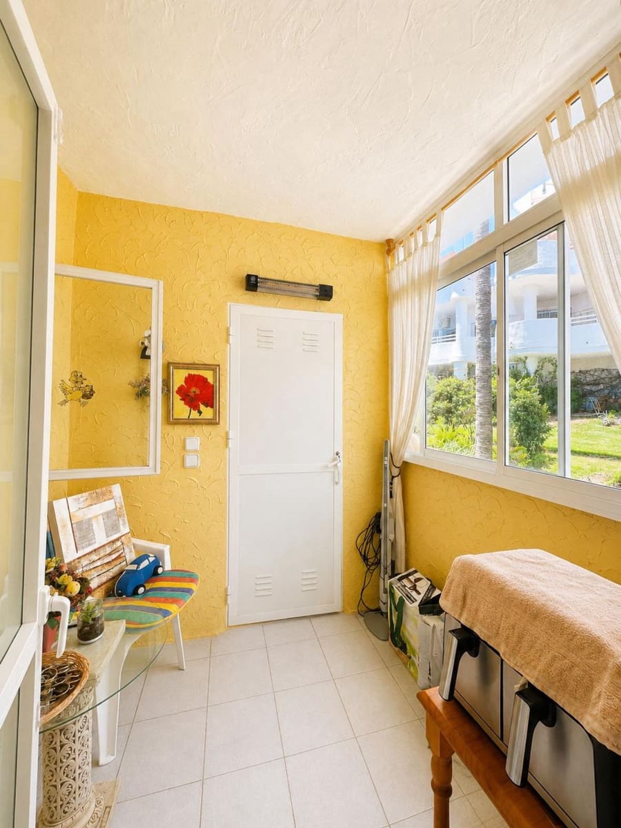 2 quarto Apartamento para venda em Calahonda com piscina - 475 000 € (Ref: 10143093)