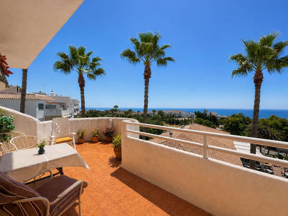 2 quarto Apartamento para venda em Calahonda com piscina - 475 000 € (Ref: 10143093)