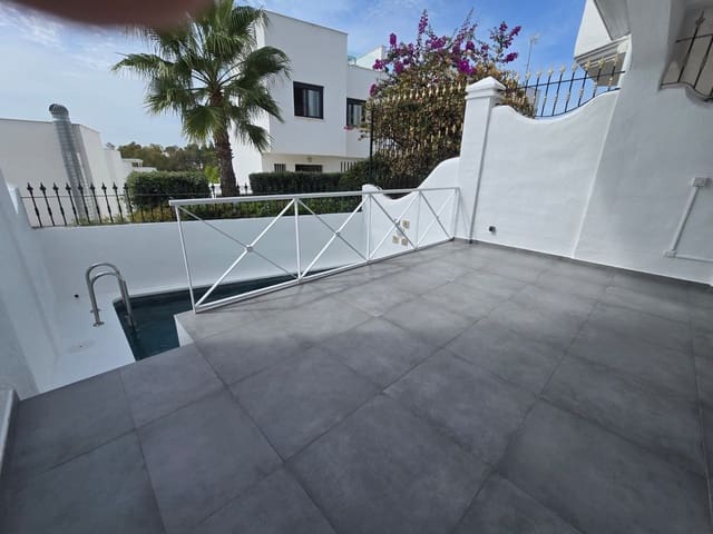 3 bedroom Townhouse for sale in Real de Zaragoza, Marbella with pool garage - € 1,650,000 (Ref: 10143094)