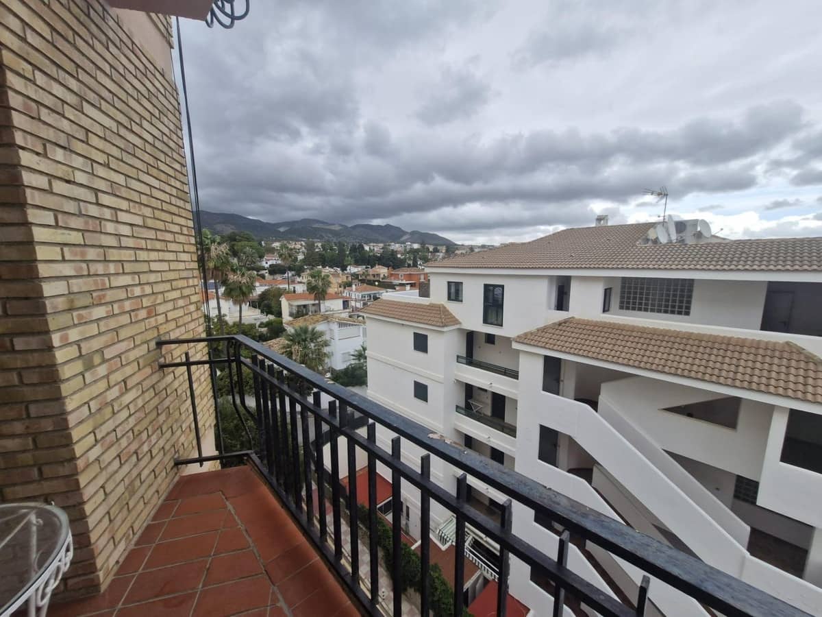 Lejlighed til salg i Benalmadena Costa med swimmingpool - € 170.000 (Ref: 10143098)